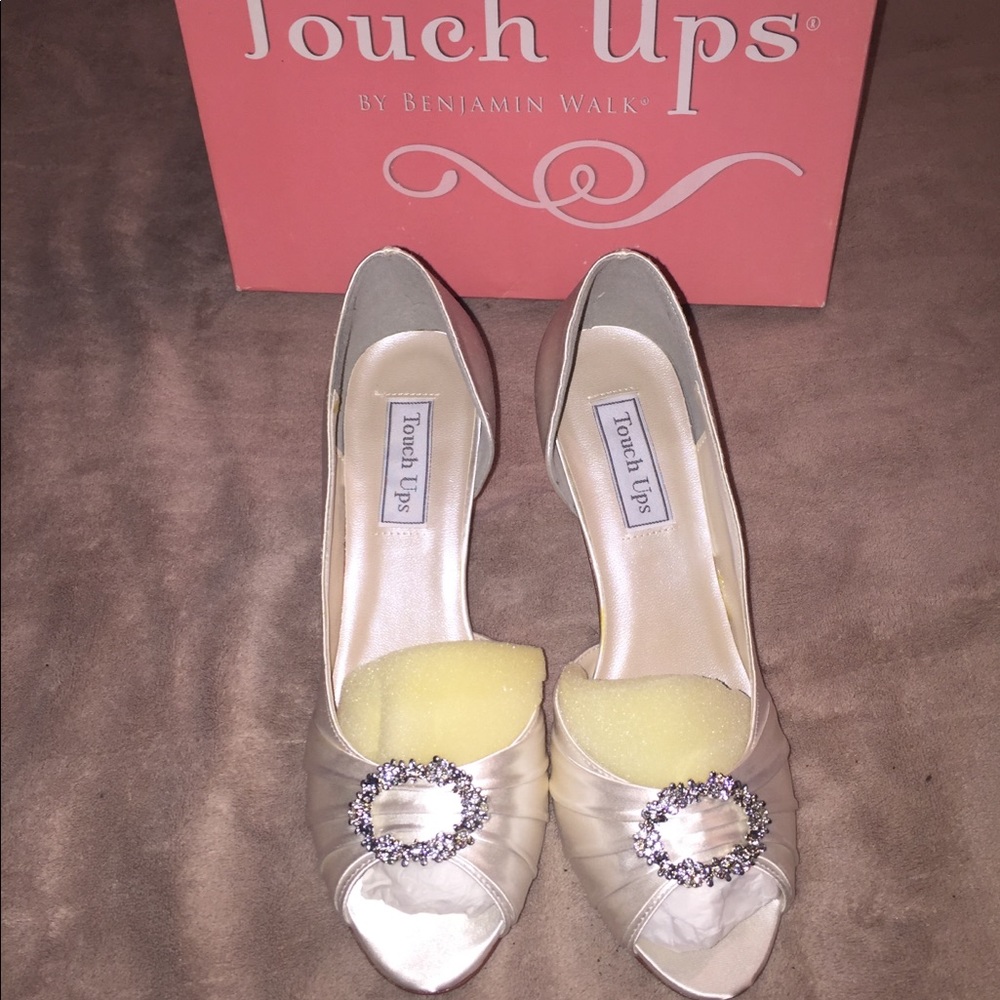 Women’s size 9 Ivory Heels